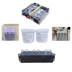 Compuesto de encapsulado bicomponente de alto rendimiento para refrigeración de componentes electrónicos. Opciones de silicona, epoxi y poliuretano. Excelente conductividad térmica (1,5 W/mK+) y protección.
