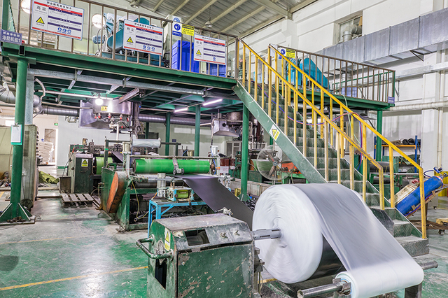 Taller de producción de materiales anticorrosivos para tuberías